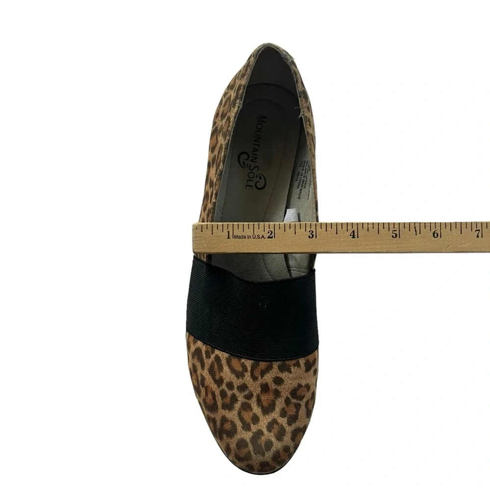 Mountain Sole Womens 9.5 Brown Leopard Print Headwind Slip On Wedge Mule Loafers